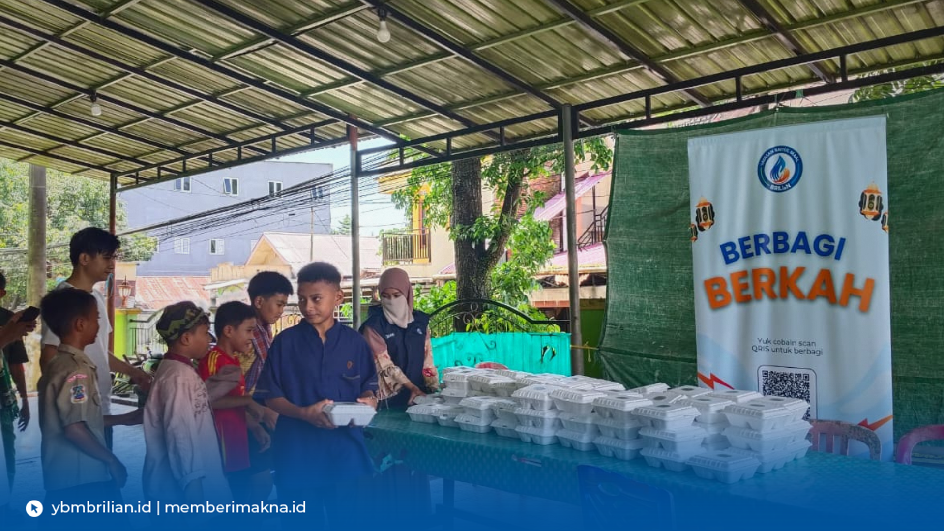 Wujud Kepedulian Rutin, YBM BRILiaN Manado Salurkan 800 Paket Makanan Jumat Selama Oktober