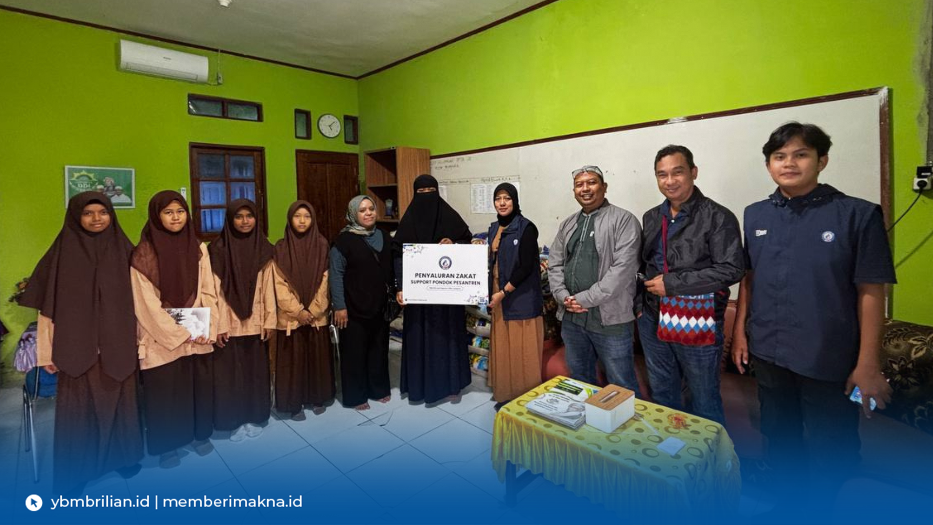 

Jangkau Santri Yatim Dhuafa, YBM BRILiaN Jayapura Salurkan 5,3 Ton Beras untuk 6 Ponpes di Jayapura dan Keerom